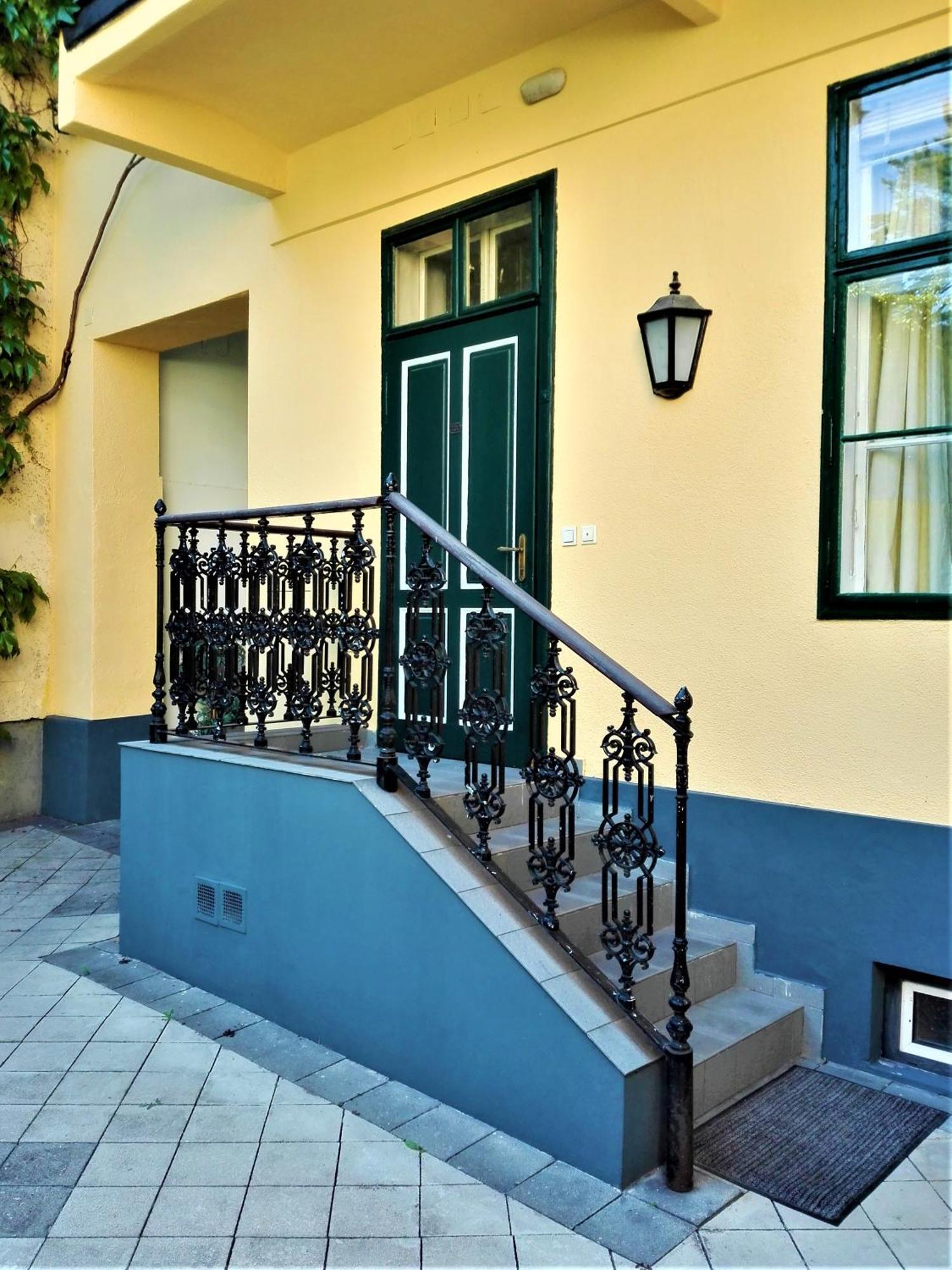 Hotel Schneider-Goessl Viena Quarto foto